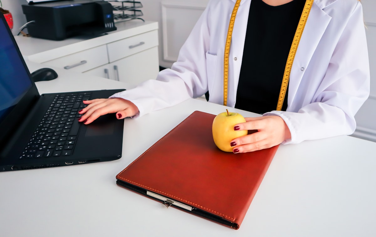 Educación sobre nutrición y hábitos saludables